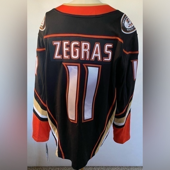 NEW w/Tags Trevor Zegras Anaheim Ducks Fanatics Home Breakaway Player Jersey Med - Picture 3 of 14